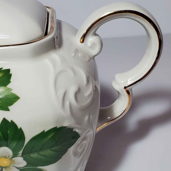 Ellgreave Teapot Strawberries Vintage - Picture 3 of 7